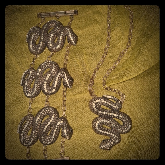 Dereon Accessories - 'House of Dereon' Collection Jewelry by Beyoncè